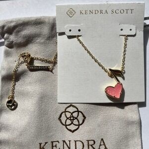✨Dolly Parton x Kendra Scott Gold Ari Heart Music Necklace in Pink Drusy✨